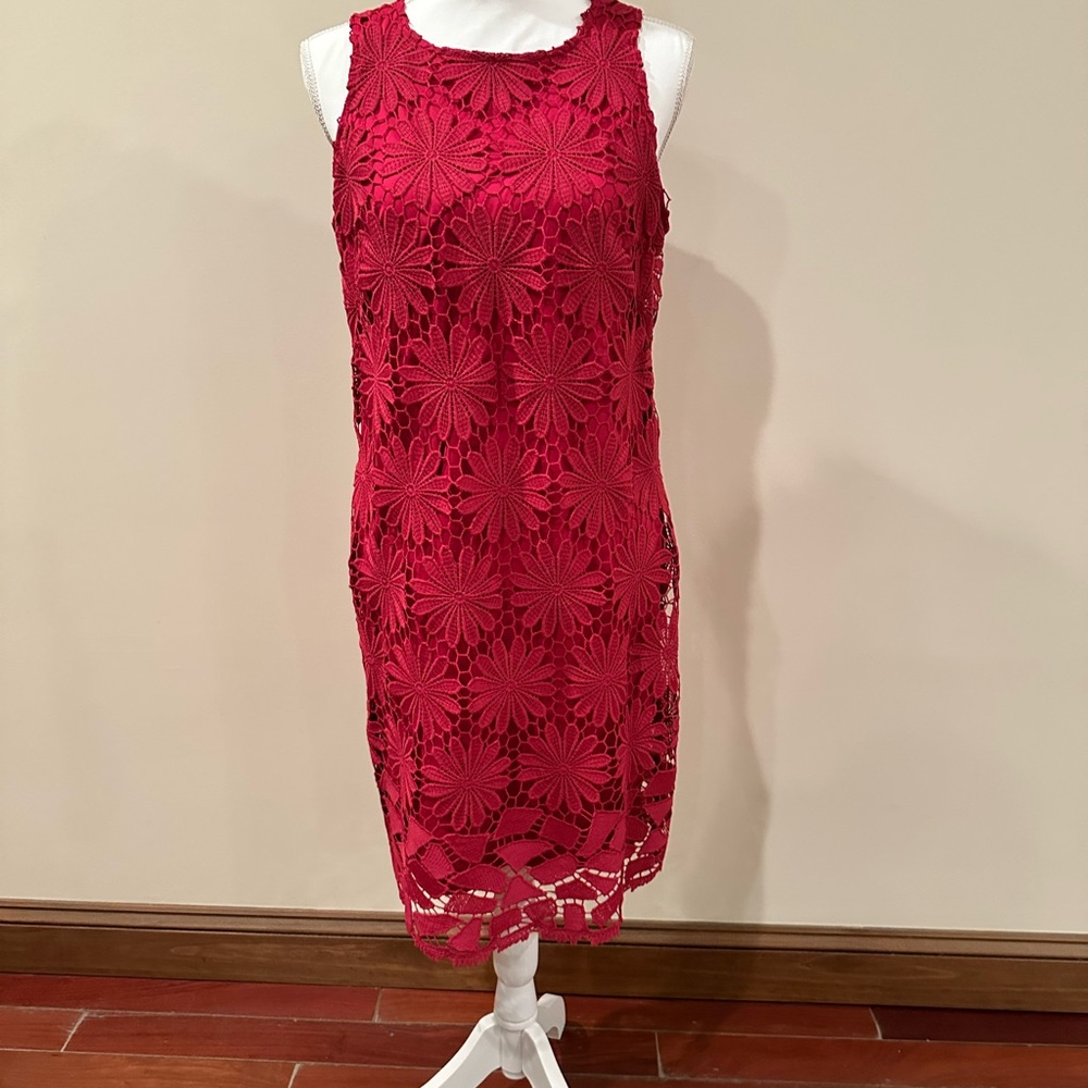 London Times Berry Floral Lace Midi Dress
